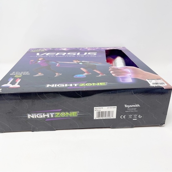 Toysmith Nightzone Capture The Flag Game NEW - Picture 8 of 12